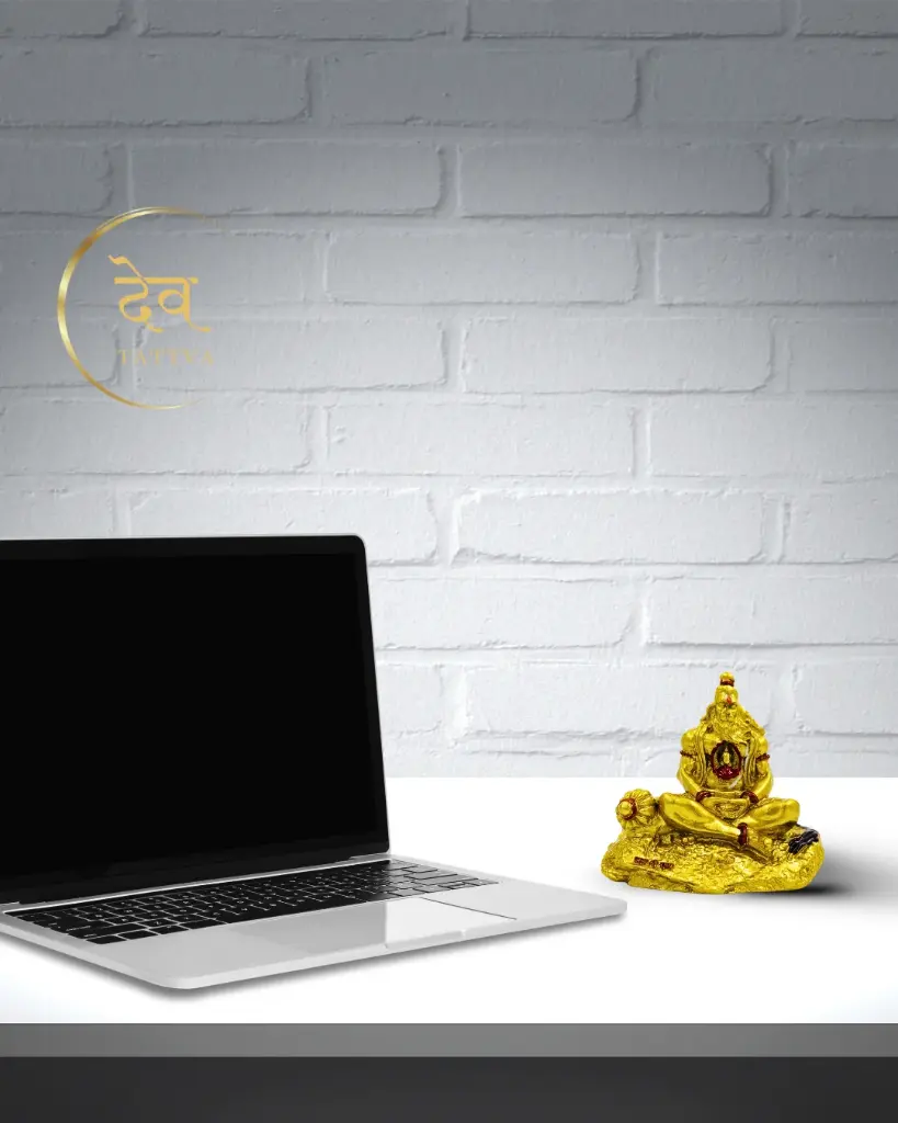 Golden-Meditating-Hanuman-with-Ram-Lalla60.webp